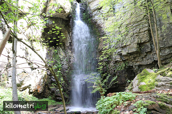 "Azovsko padalo" Waterfall
