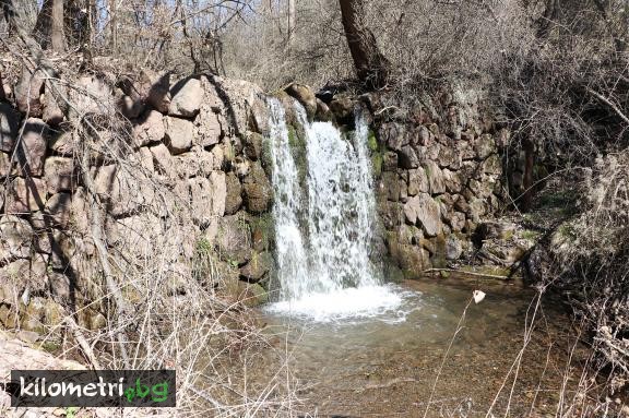 Водопадите на село Локорско